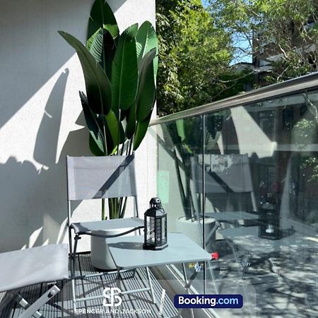1 Bedroom City Centre Apartment Near The University And Bodleian Library By Spencer And Jackson Short Lets & Serviced Accommodation Оксфорд Экстерьер фото
